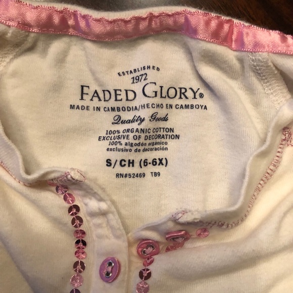 Faded Glory cream T-shirt w pink glitter detail - Picture 3 of 3